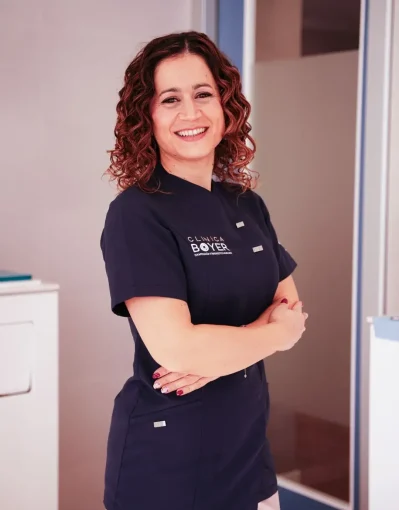 Higienista dental Esther Guerrero